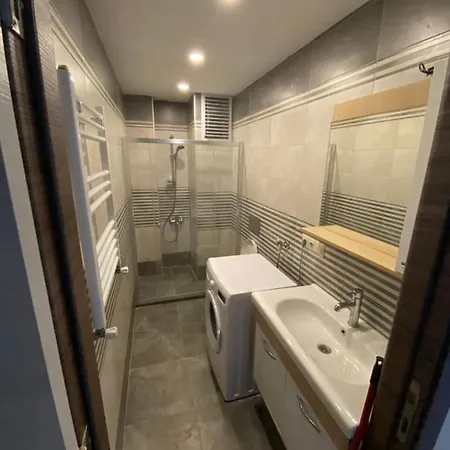 Sultan Selim Main Street 2+1 Full Furnished Flat * 이스탄불
