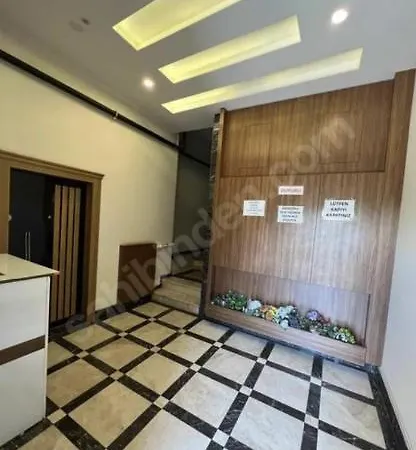 아파트 Sultan Selim Main Street 2+1 Full Furnished Flat 이스탄불